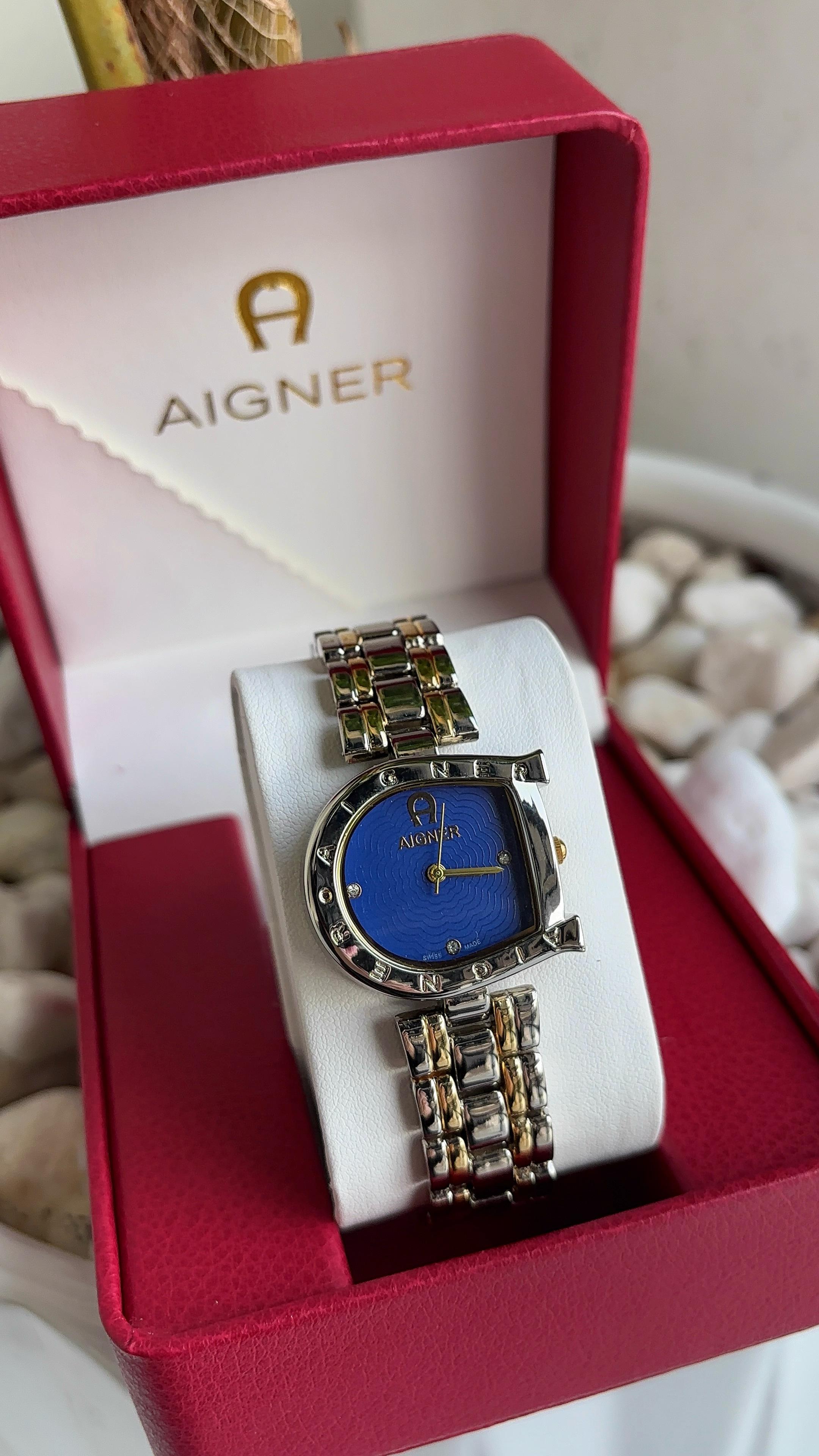 ساعة أجنر نسائية