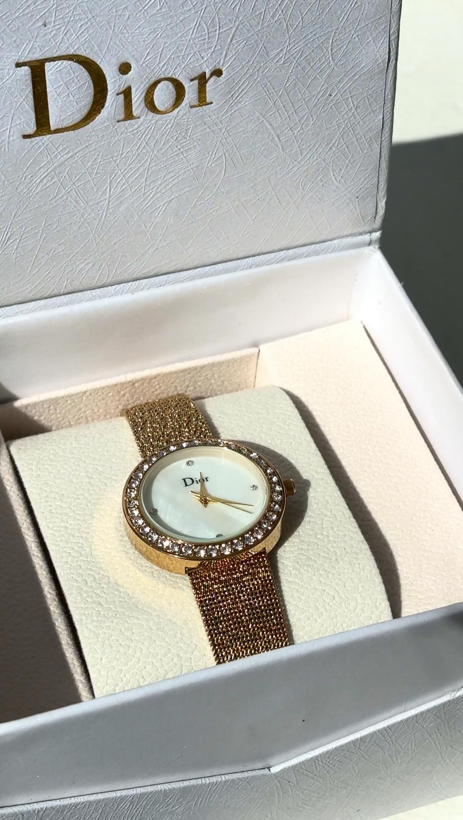  ساعة ديور نسائية