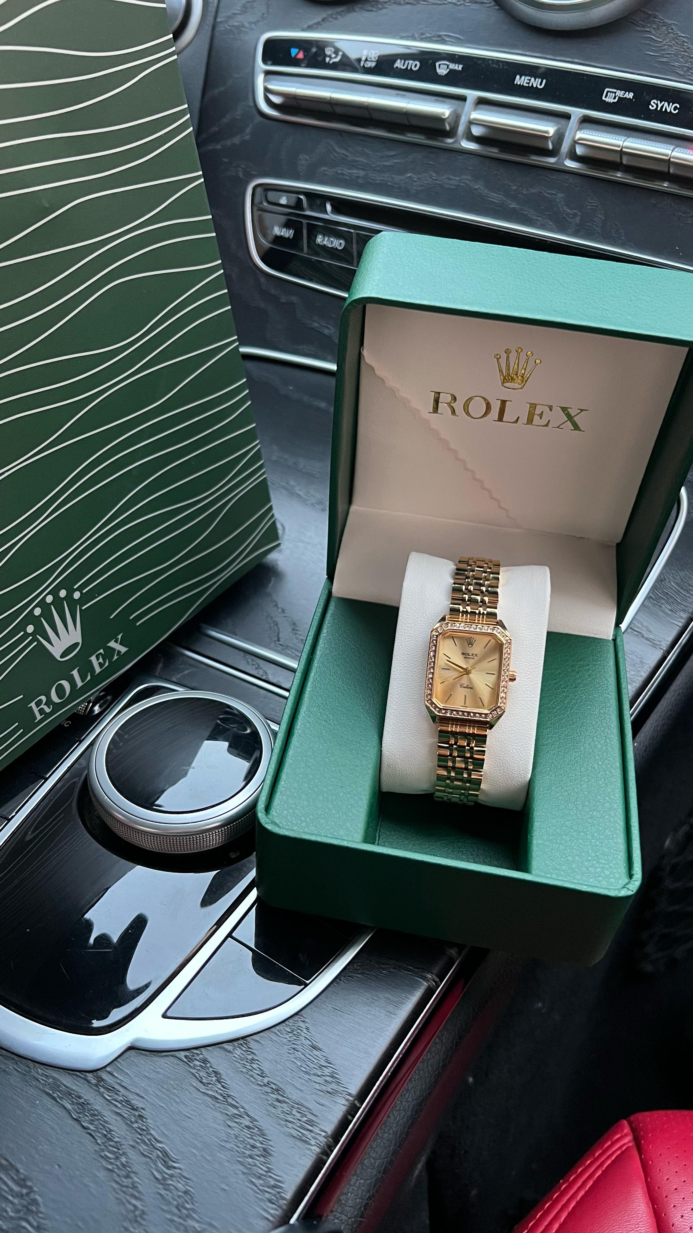  ساعة رولكس نسائية