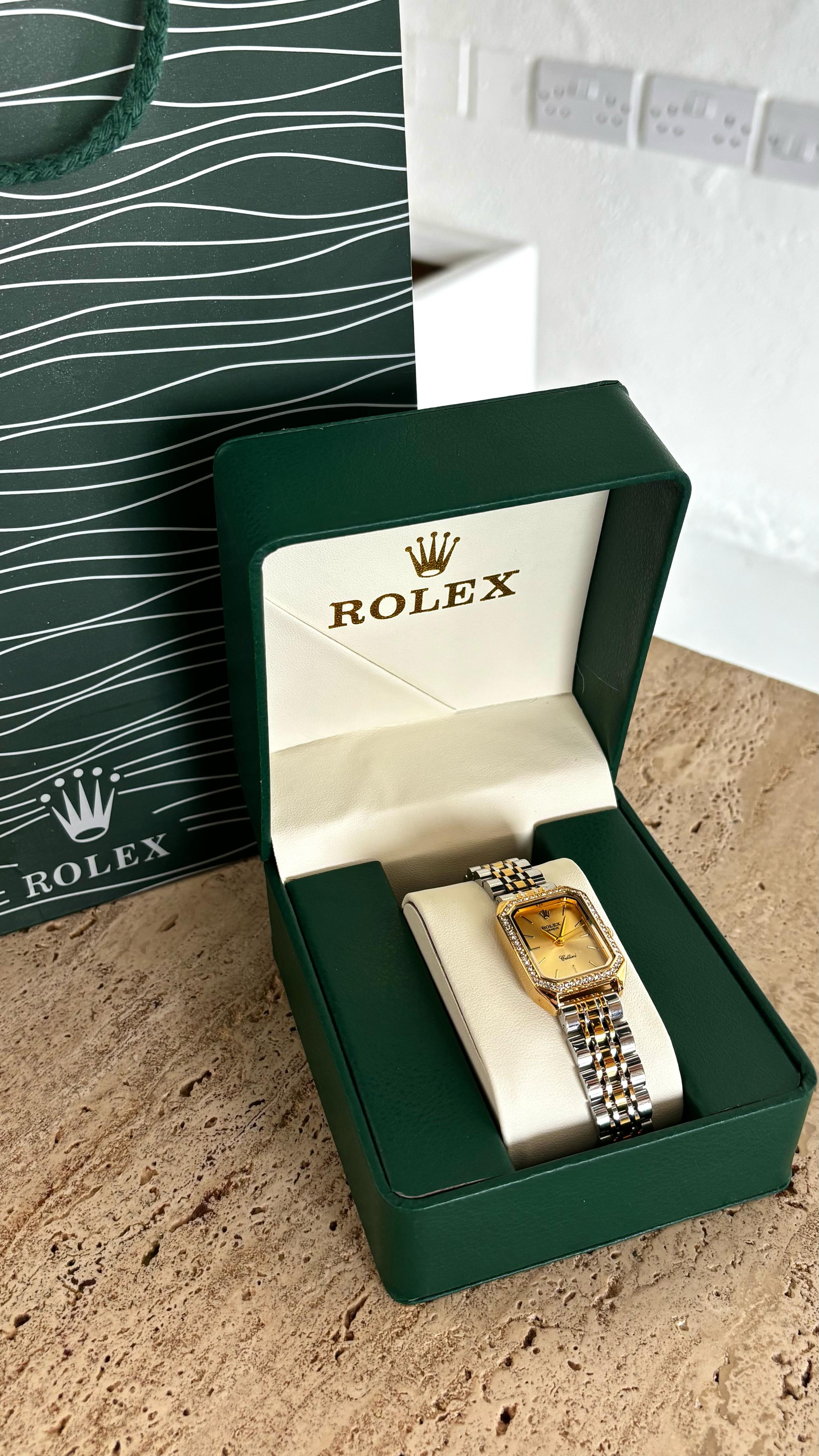 ساعة رولكس نسائية