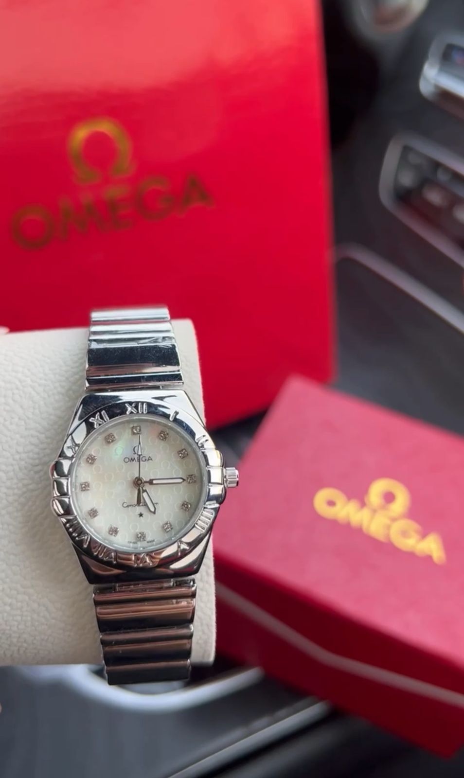  ساعة اوميجا نسائية